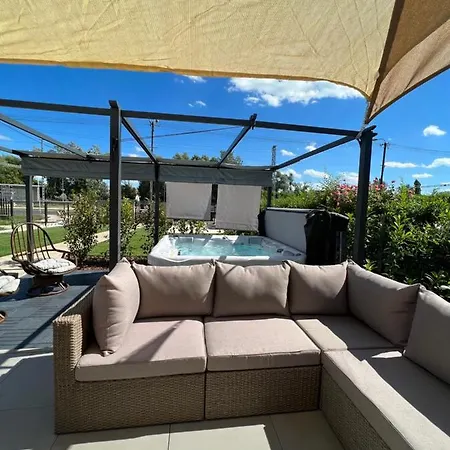 Willa Beige Balatonkenese