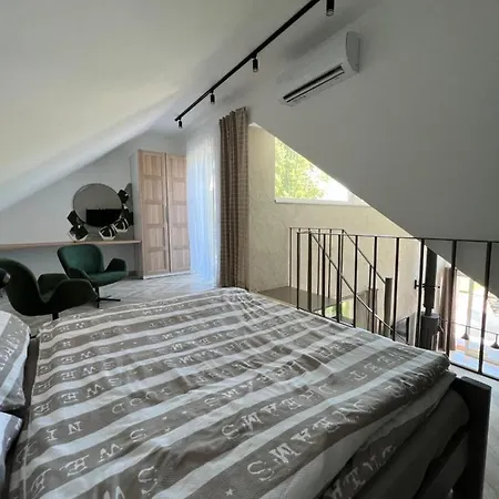 Beige Балатонкенезе