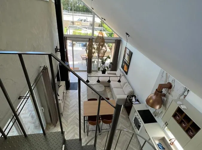 Beige * Balatonkenese